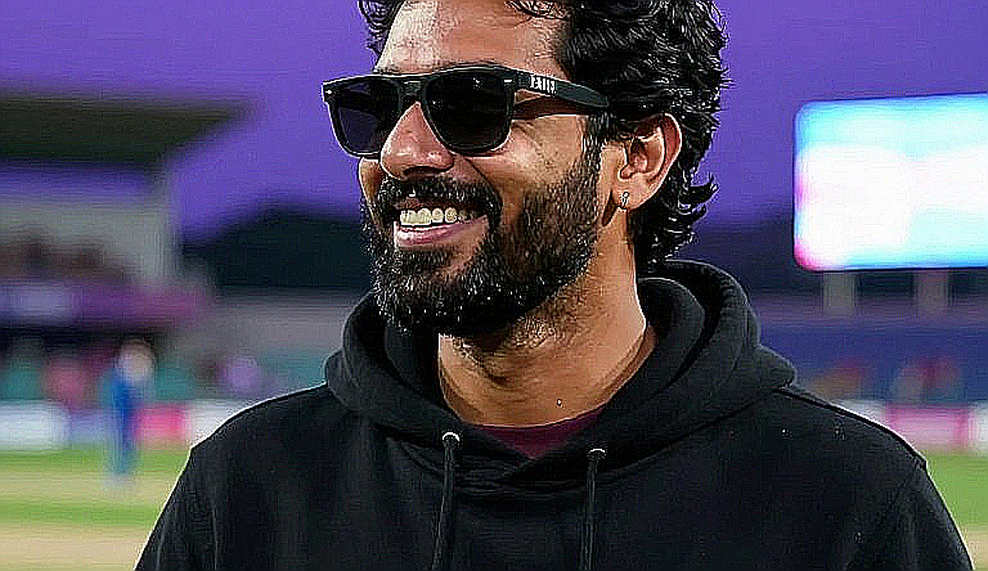 স্যামসনের ২০৩ স্ট্রাইক রেটের আসল গল্প ‘বল দেখে জোরে মারো’-তে নেই