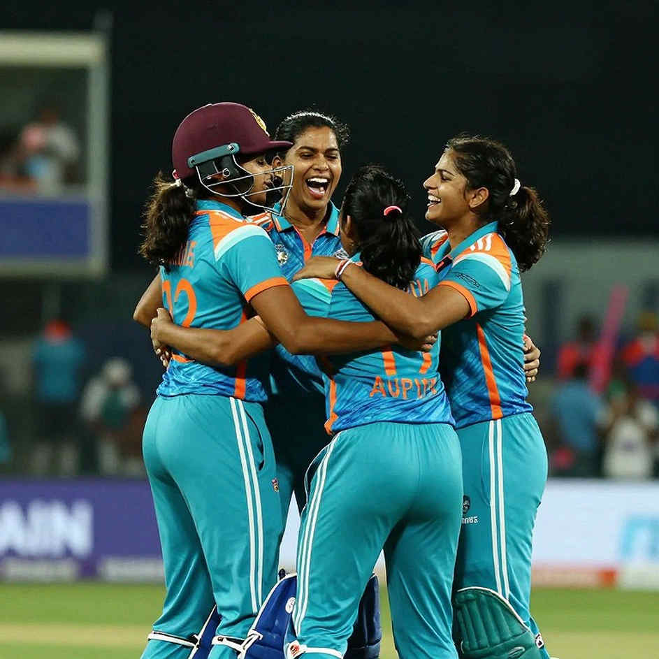 Five Wickets, Five Balls Left: How the Scoreboard Lied in the Legends World Championship Five Wickets, Five Balls Left: How the Scoreboard Lied in the Legends World Championship