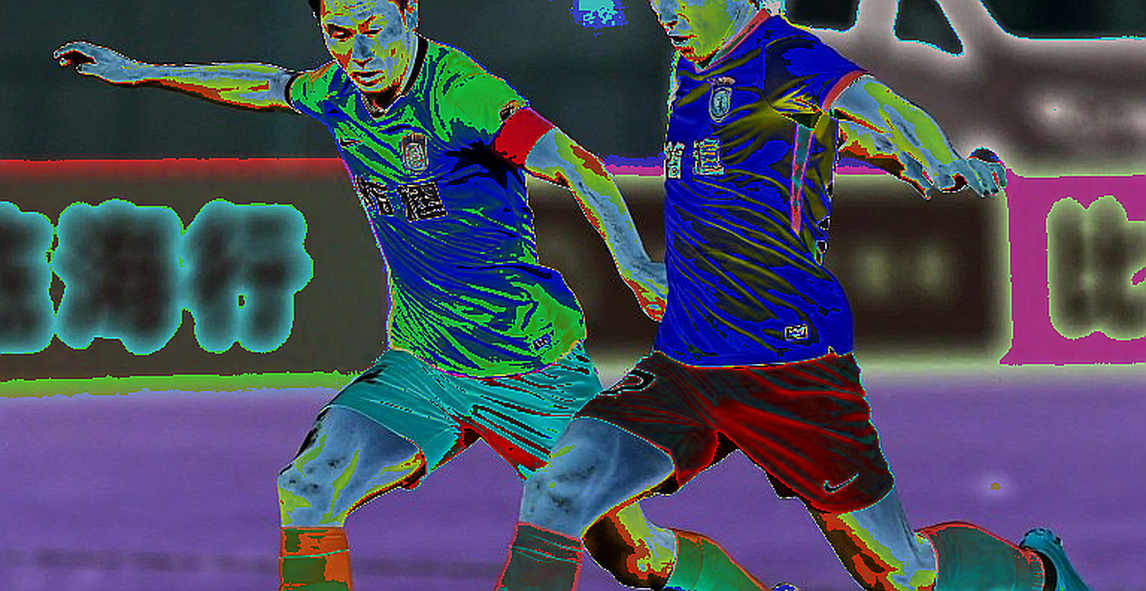 Loan-to-Buy in the Shadow of Smart Contracts: Blockchain's Promise, Pitfalls and the Player's Fate in the Football Transfer Market