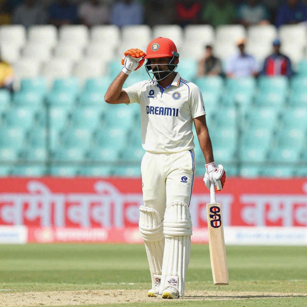 ৪৪ ওভারে ৩২১: তাইয়াব আরিফের তৃতীয় সেঞ্চুরি বুঝতে আগে স্কোরিং রেট অ্যাডজাস্ট করতে হবে