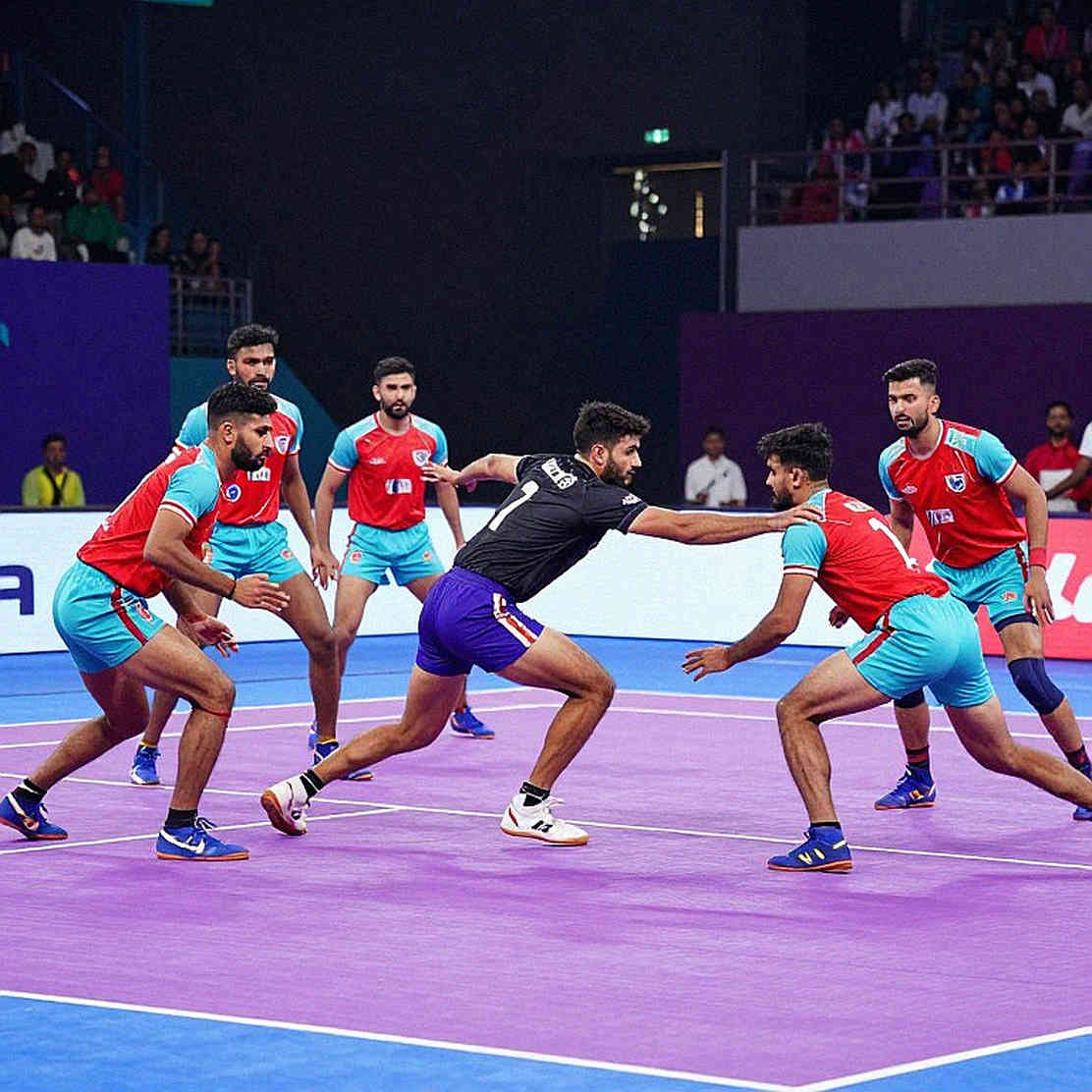 শুরুর সাতে নেই পবন সেহরাওয়াত: ভারত-ইরান ফাইনালে আসল ঝুঁকিটা লুকিয়ে আছে সাবস্টিটিউশন ট্রিগারে