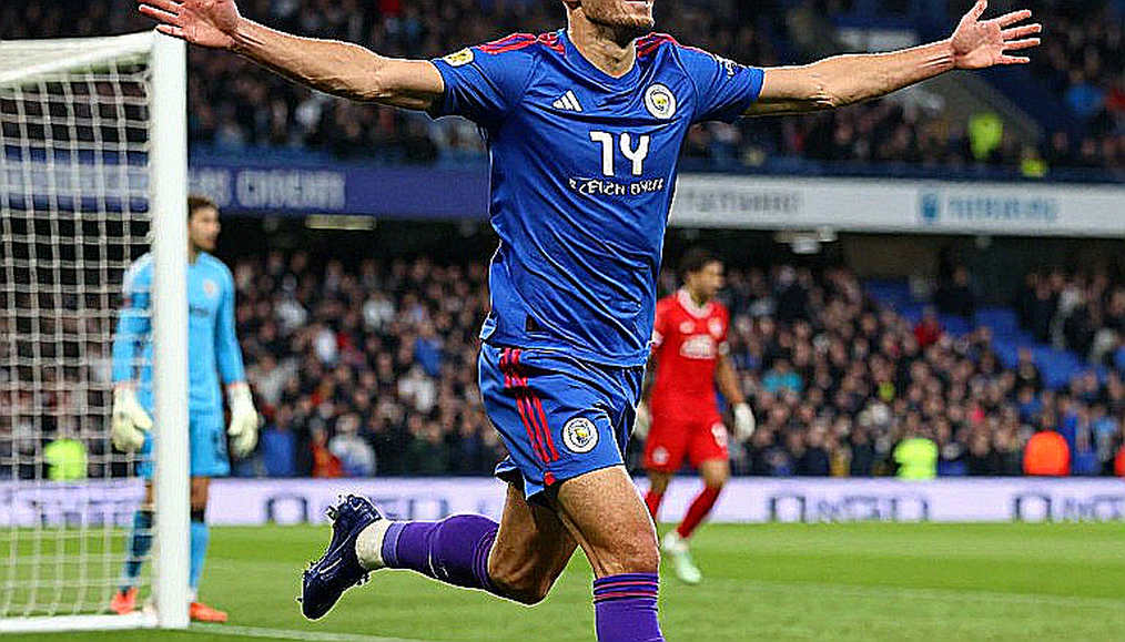 Four-One, Twice: Newcastle's Two-Striker Dream and the Wall of English Physicality