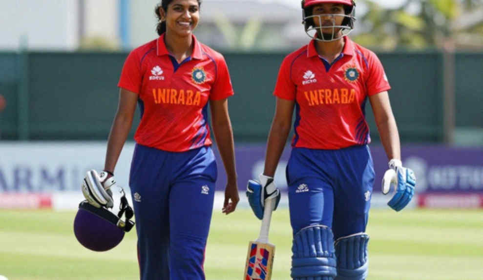 আট ম্যাচের চুক্তি, এক বছরের ঝুঁকি: ফাতিমা সানা ও পার্থ স্কর্চার্সের হিসাবের খাতা