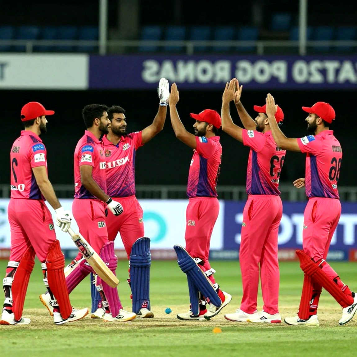 নীরব পাতার সততা: যখন তথ্যসূত্র খালি, তখন ক্রিকেট-কলম কী করে